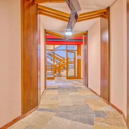 Hostdomus - Central Ski Daire